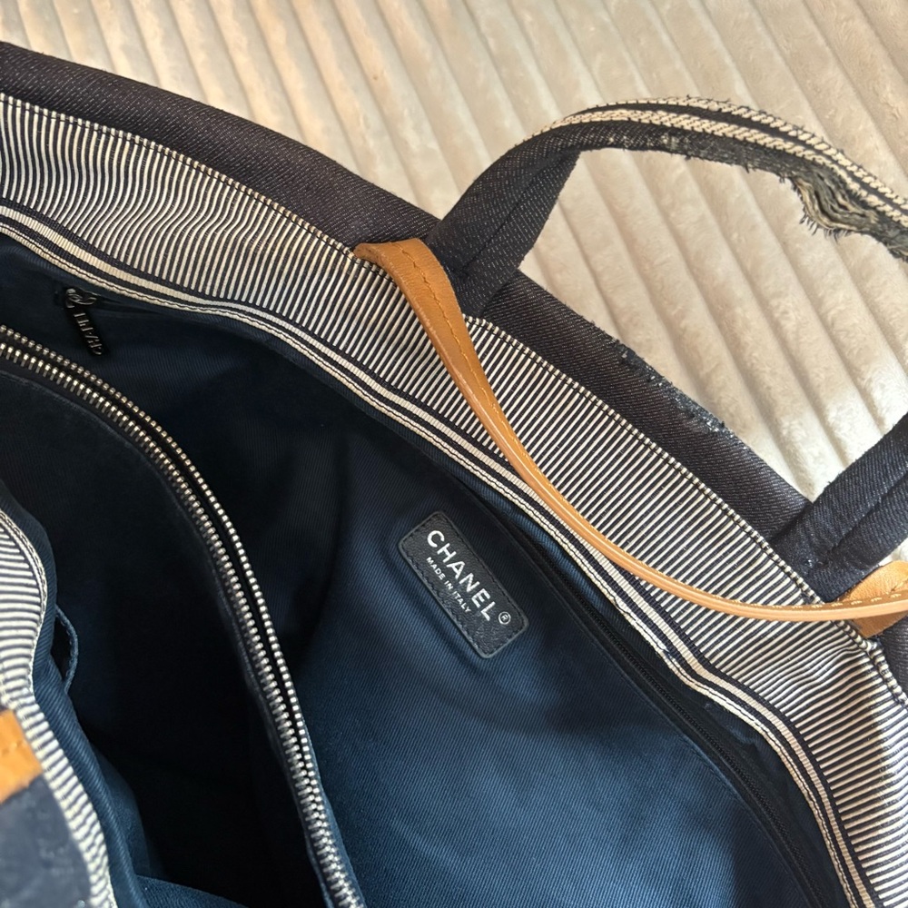 CHANEL Denim Tote Bag - Picture 10 of 16
